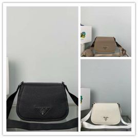 Picture of Prada Lady Handbags _SKUfw128200200fw